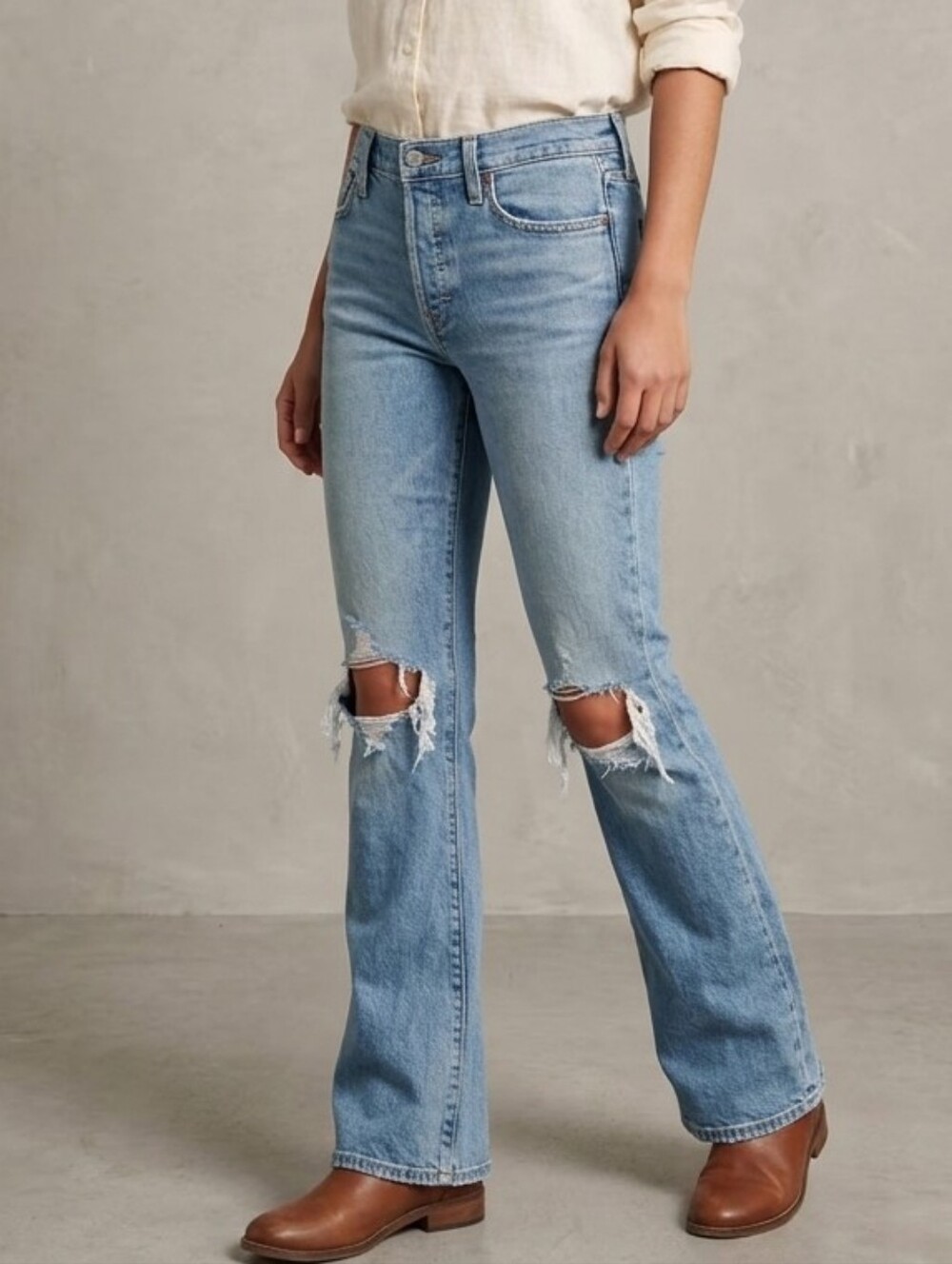 Abercrombie & Fitch 1892 Distressed Button-Fly Flare Leg Jeans Women's Sz 6 GUC